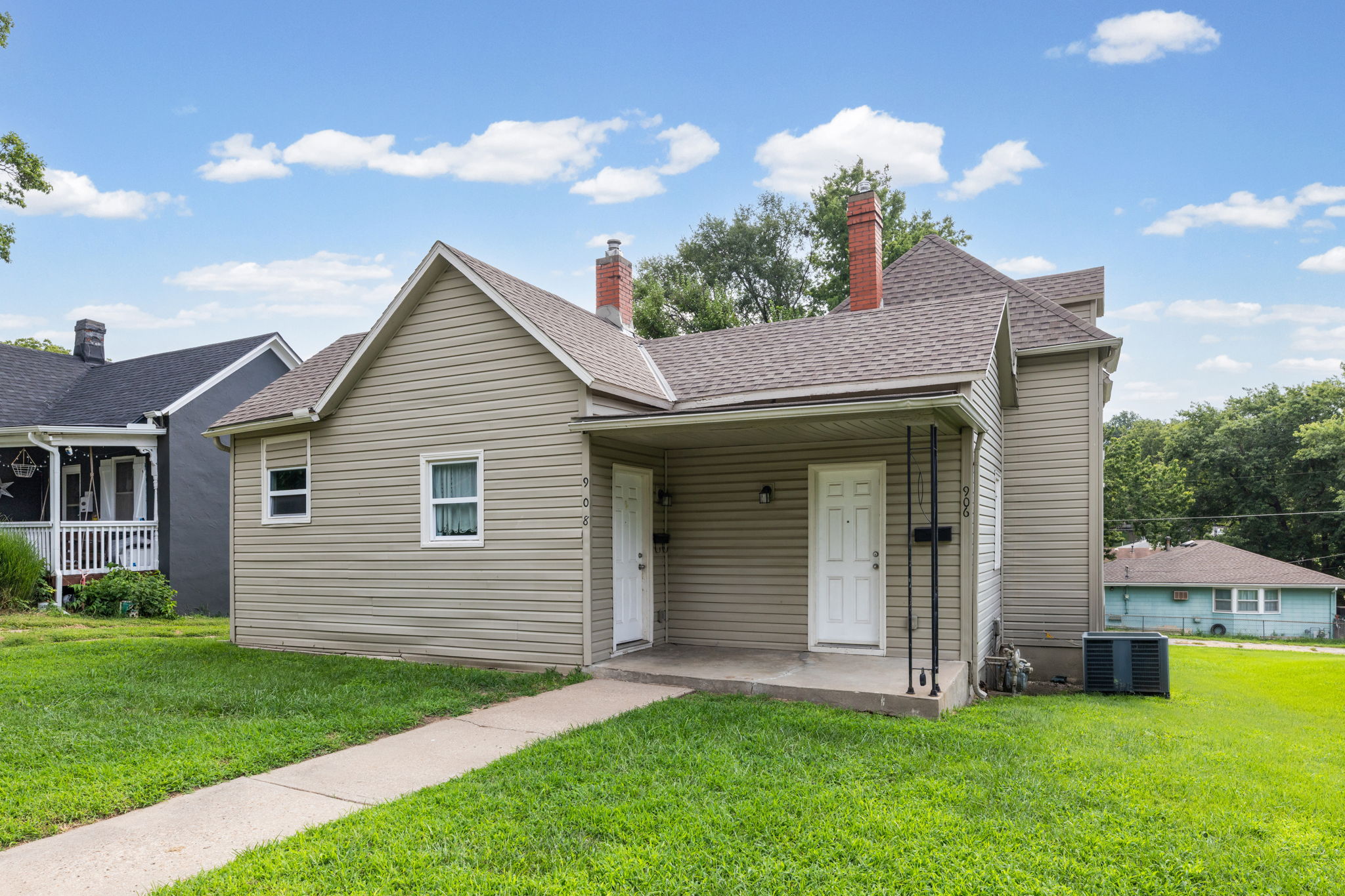 Property main image