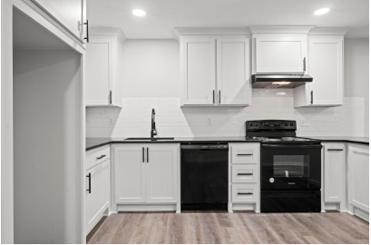 720 Ottawa Street - 100